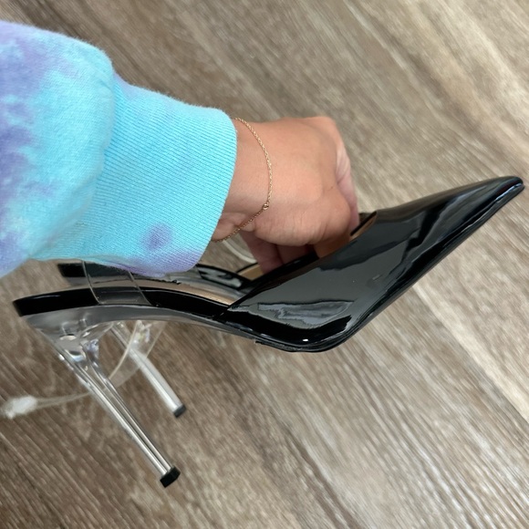 Sparkea Ankle Strap Pumps - Picture 2 of 5